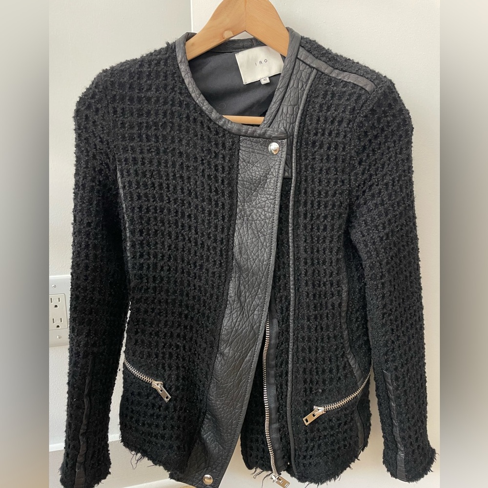 Iro Sari Jacket / black blazer with leather lamb trim on sleeves. XS size, tight
